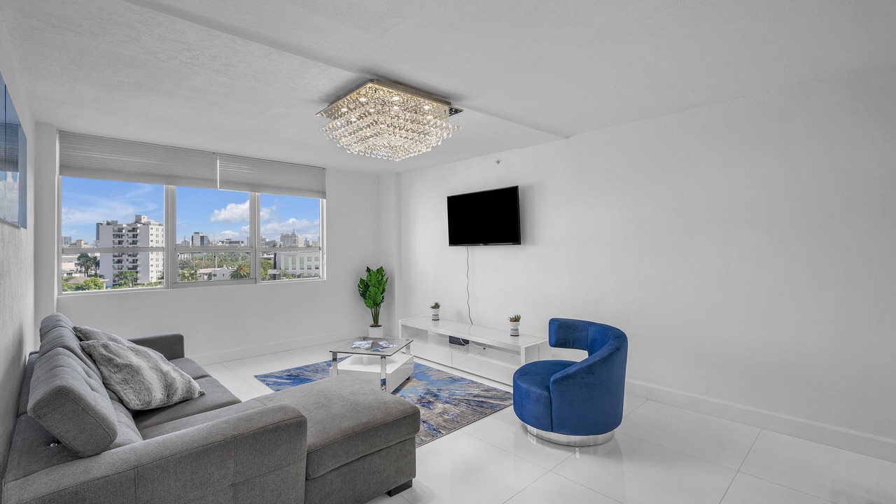 Photo of Livingroom in West Avenue