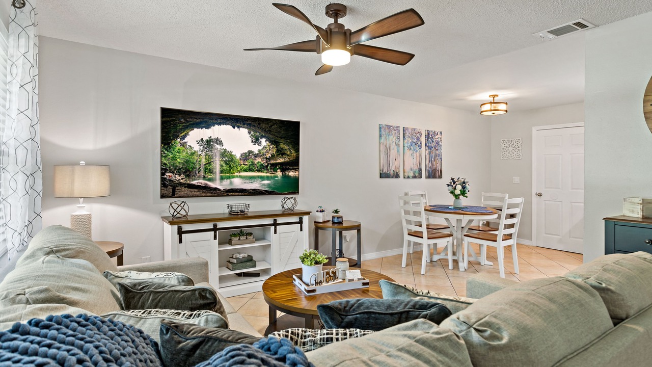 Photo of Livingroom in Safety Harbor