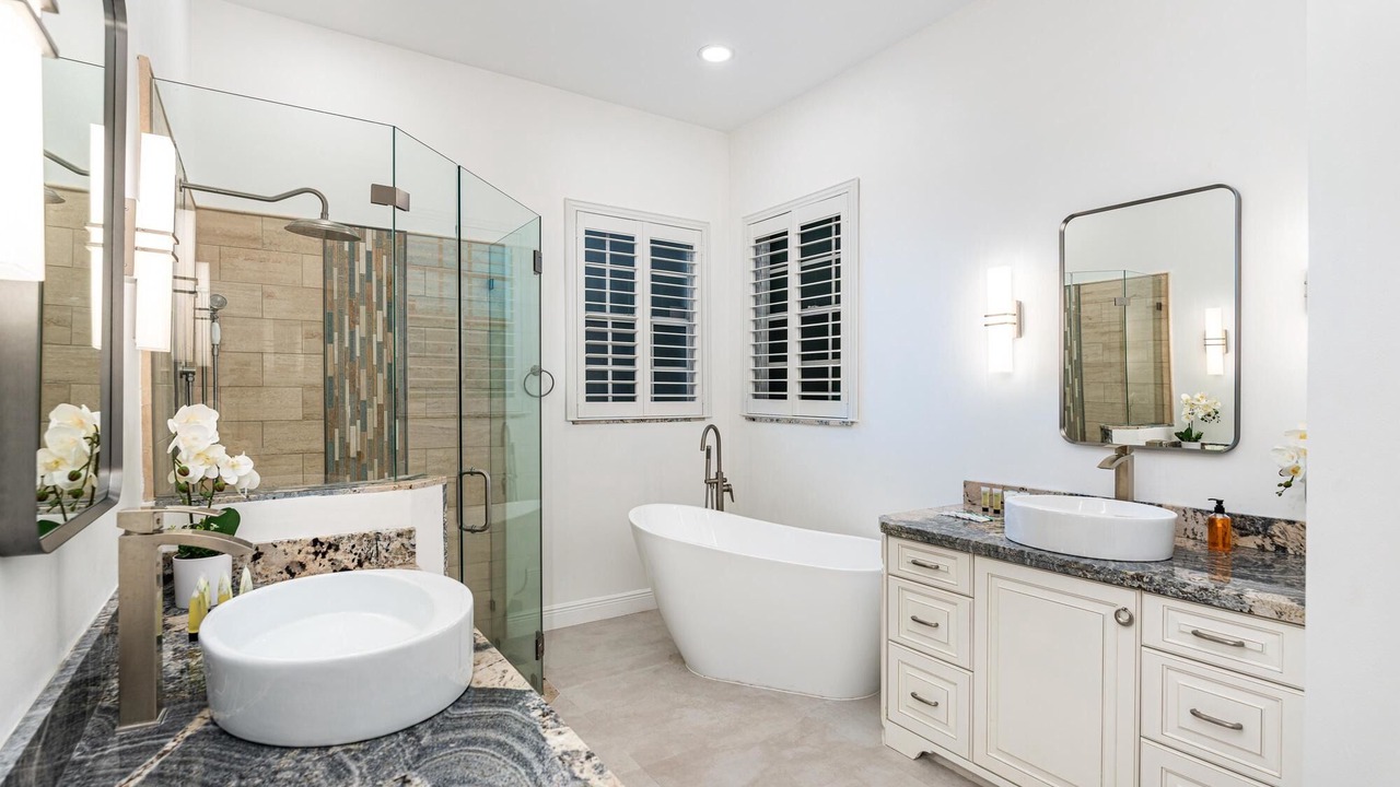 Photo of Bathroom in Hillsboro Pines