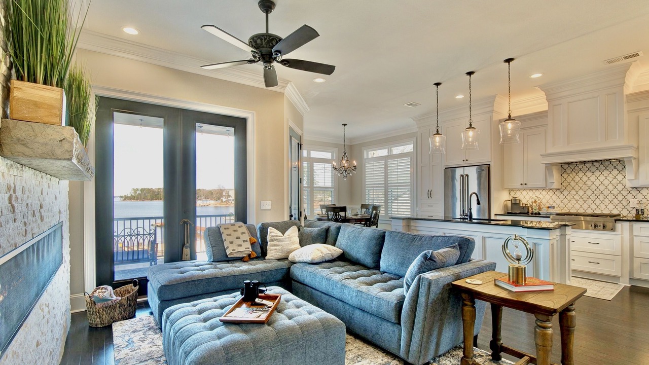 Photo of Livingroom in Lexington
