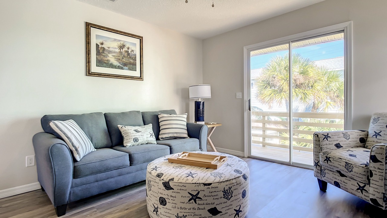 Photo of Livingroom in Bethune Beach