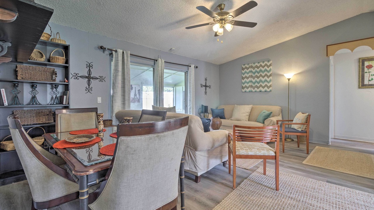 Photo of Livingroom in Pine Hills