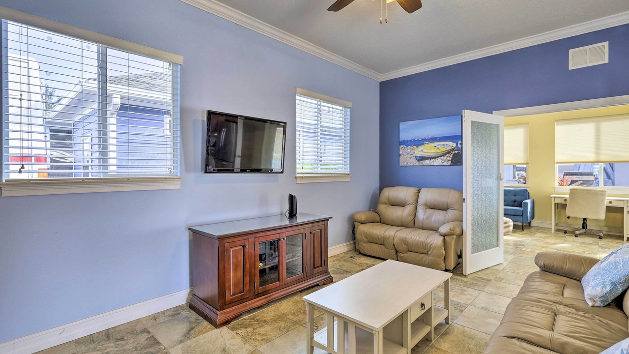 Photo of Livingroom in Titusville
