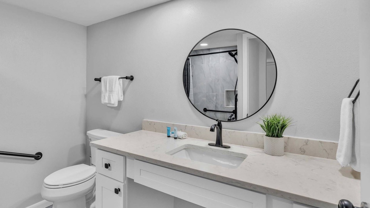 Photo of Bathroom in Fairway Village
