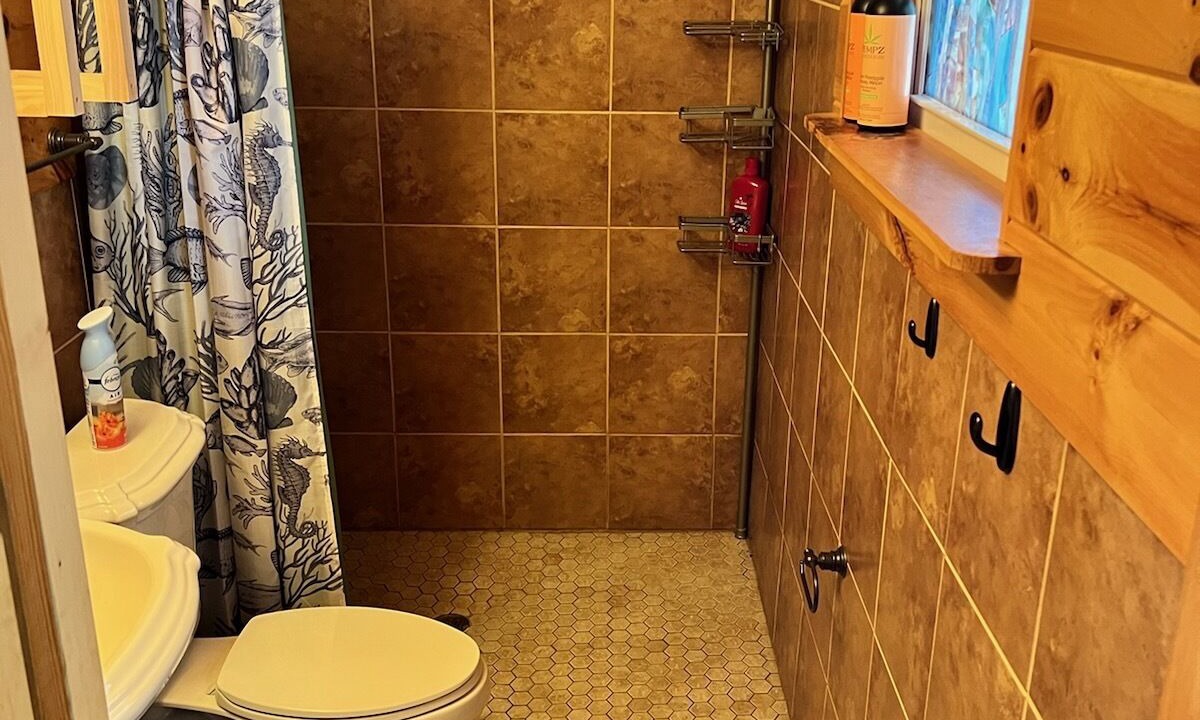 Photo of Bathroom in Inglis
