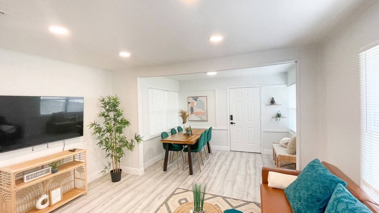 Photo of Livingroom in Carrollwood