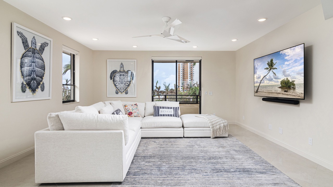 Photo of Livingroom in Park Shore