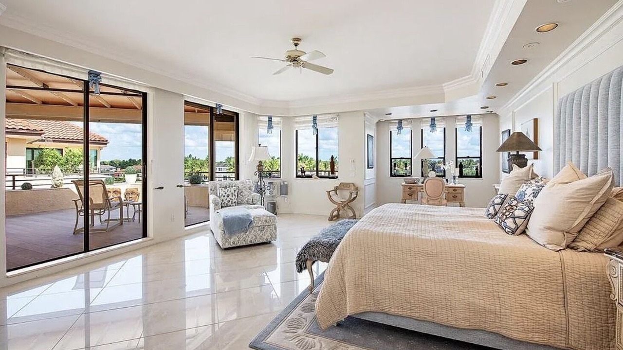 Photo of Bedroom in Park Shore