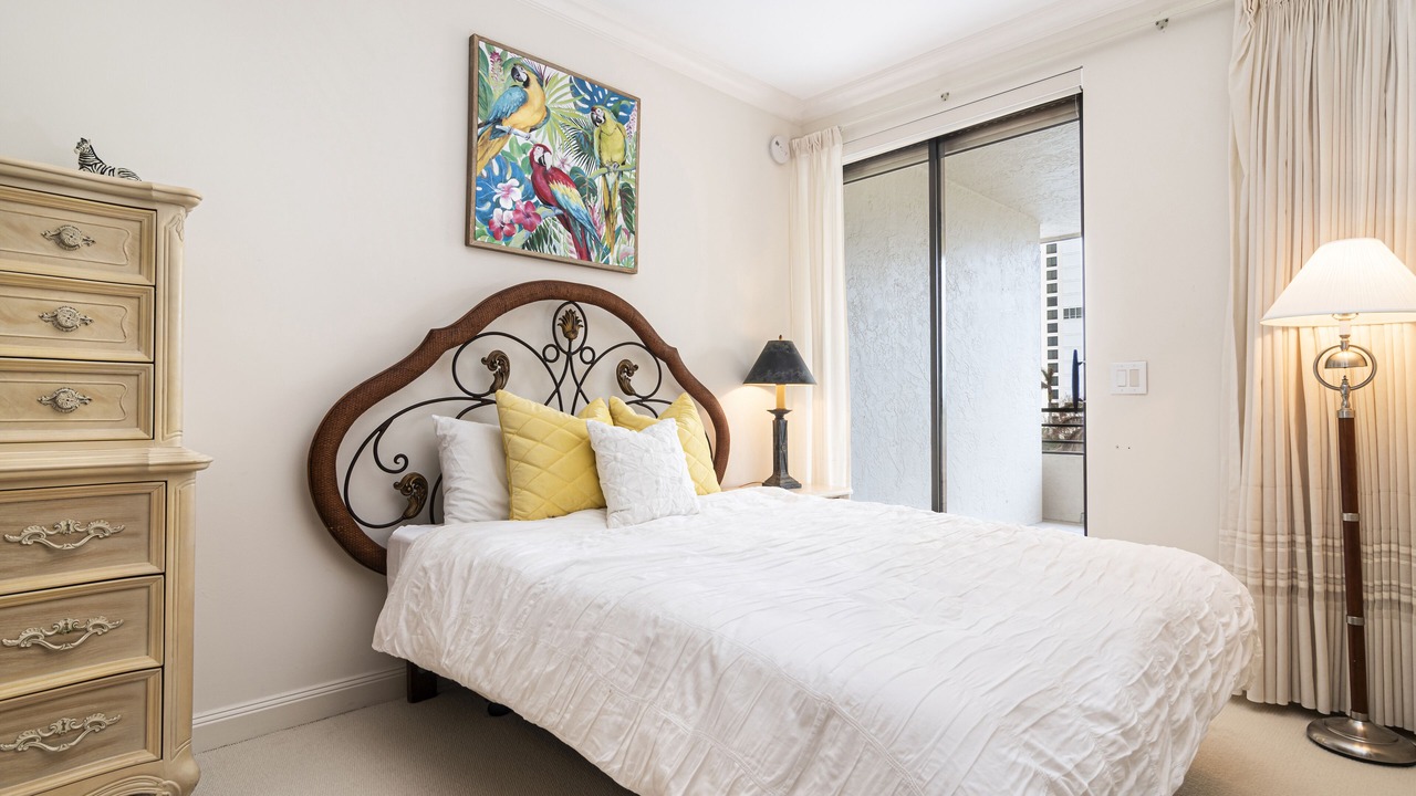 Photo of Bedroom in Park Shore