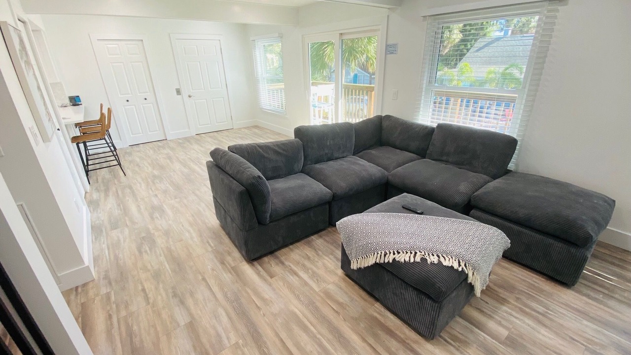 Photo of Livingroom in Pass-a-Grille
