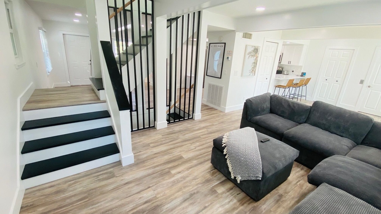 Photo of Livingroom in Pass-a-Grille