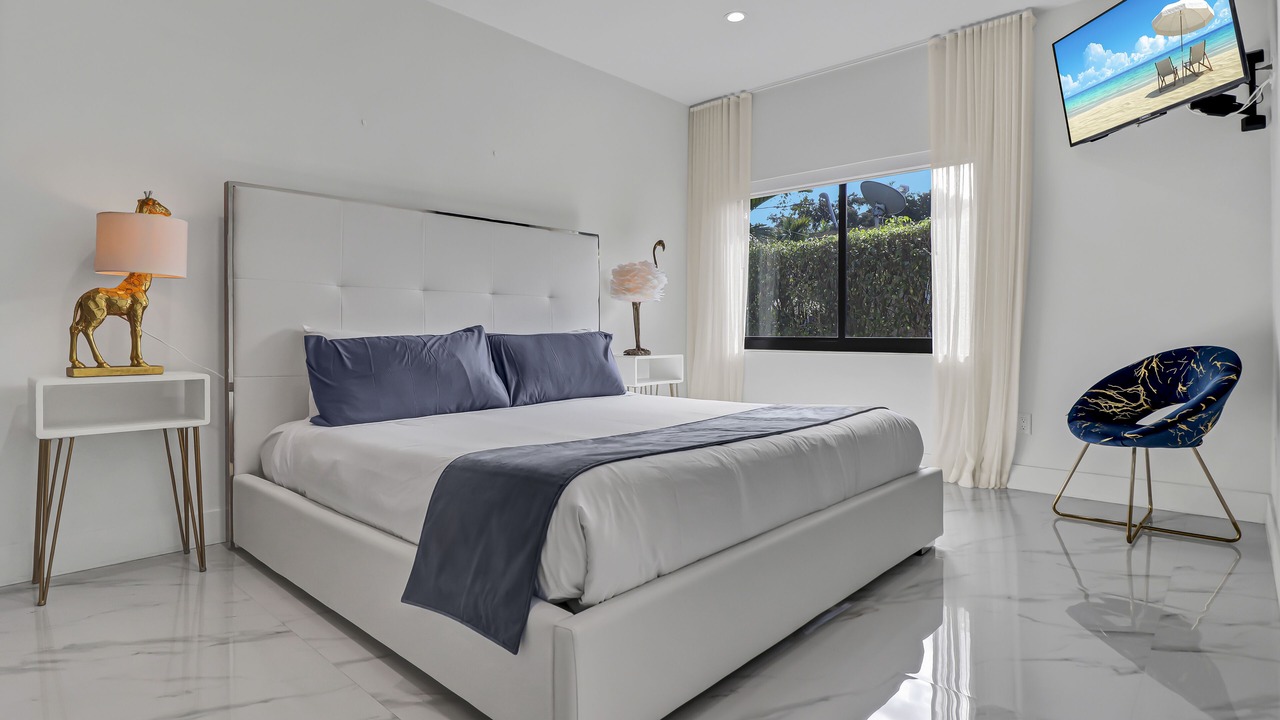 Photo of Bedroom in North Bay Village