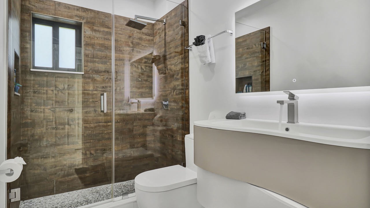 Photo of Bathroom in North Bay Village
