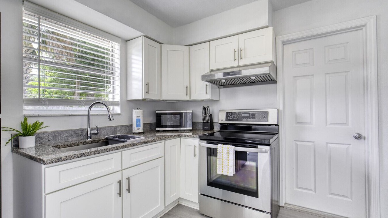 Photo of Kitchen in South Daytona