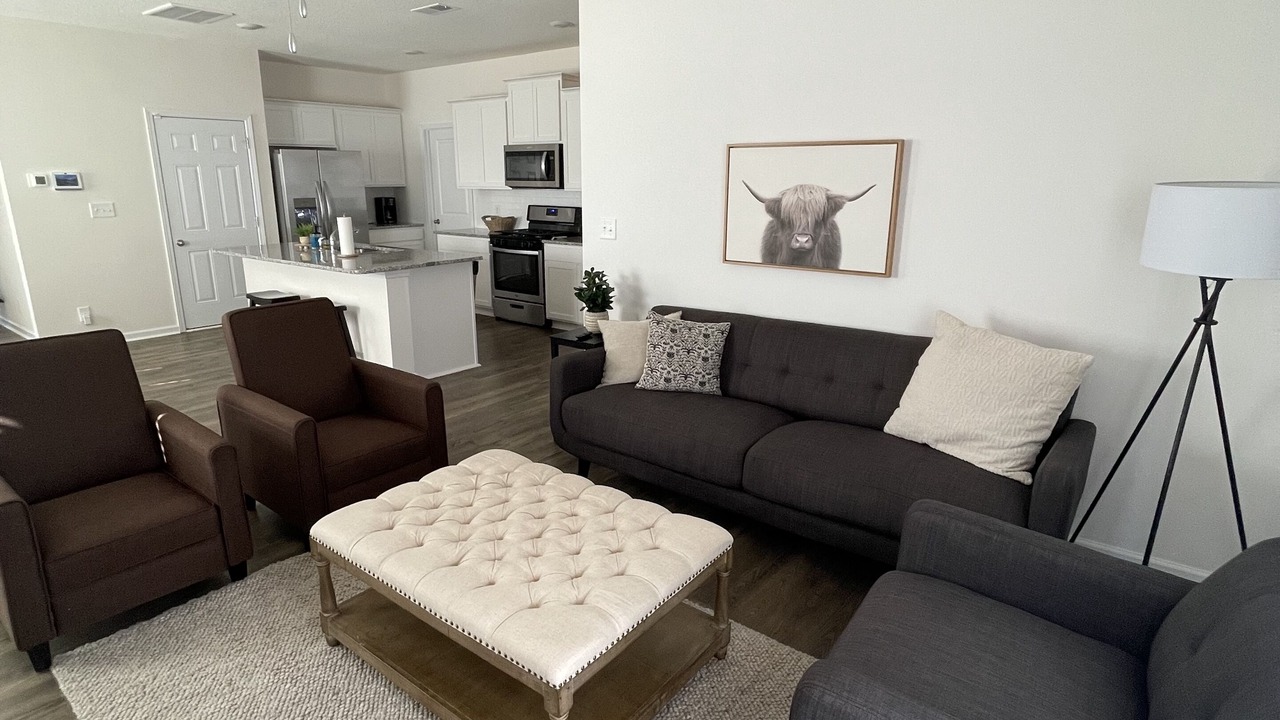 Photo of Livingroom in Oak Ridge