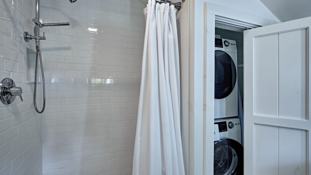 Photo of Bathroom in Highlands Hills