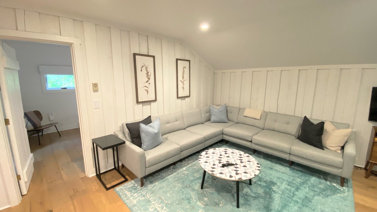 Photo of Livingroom in Highlands Hills