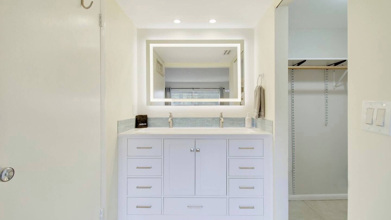 Photo of Bathroom in Palm Beach Shores