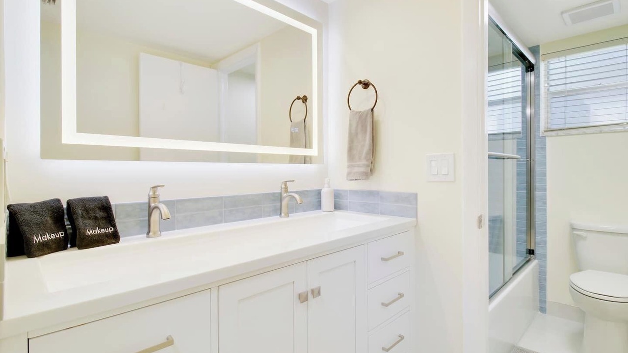 Photo of Bathroom in Palm Beach Shores