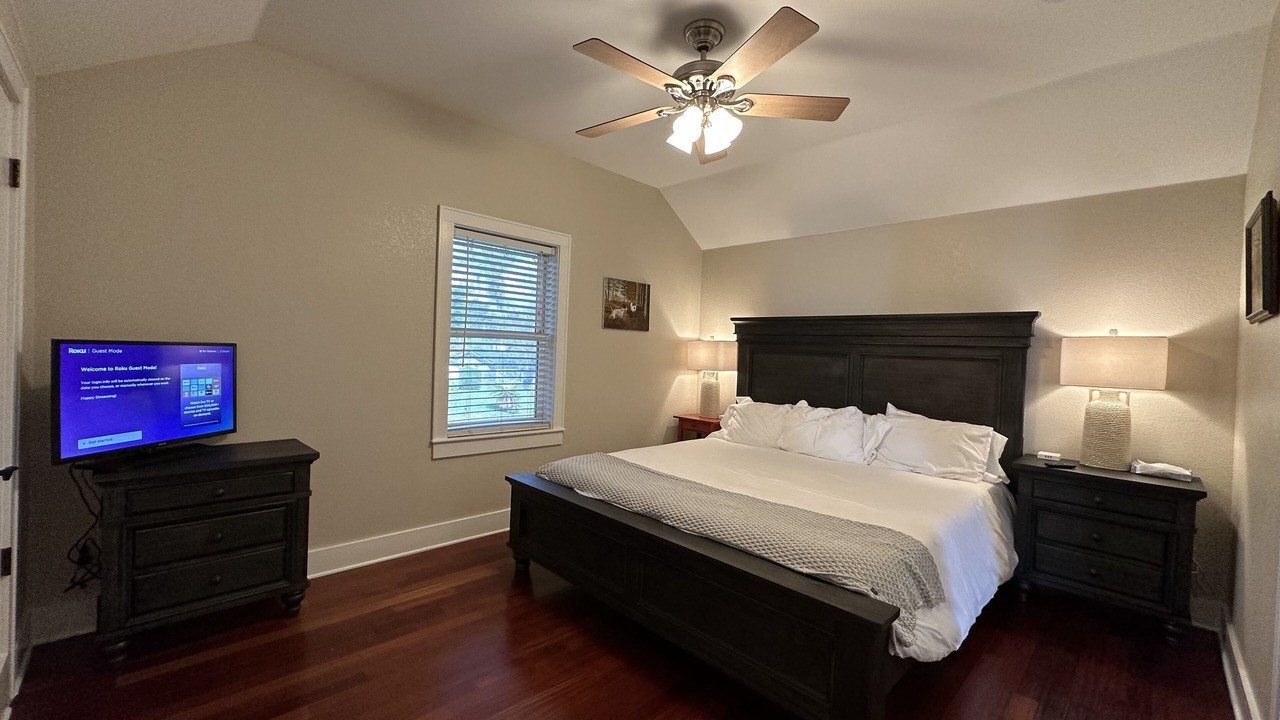 Photo of Bedroom in Southern Oaks