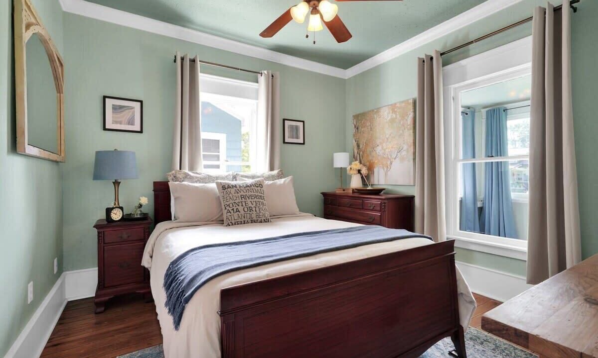 Photo of Bedroom in Avondale