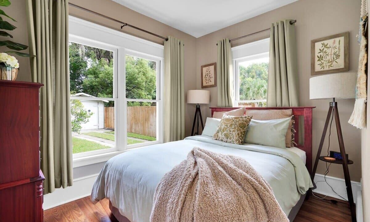 Photo of Bedroom in Avondale
