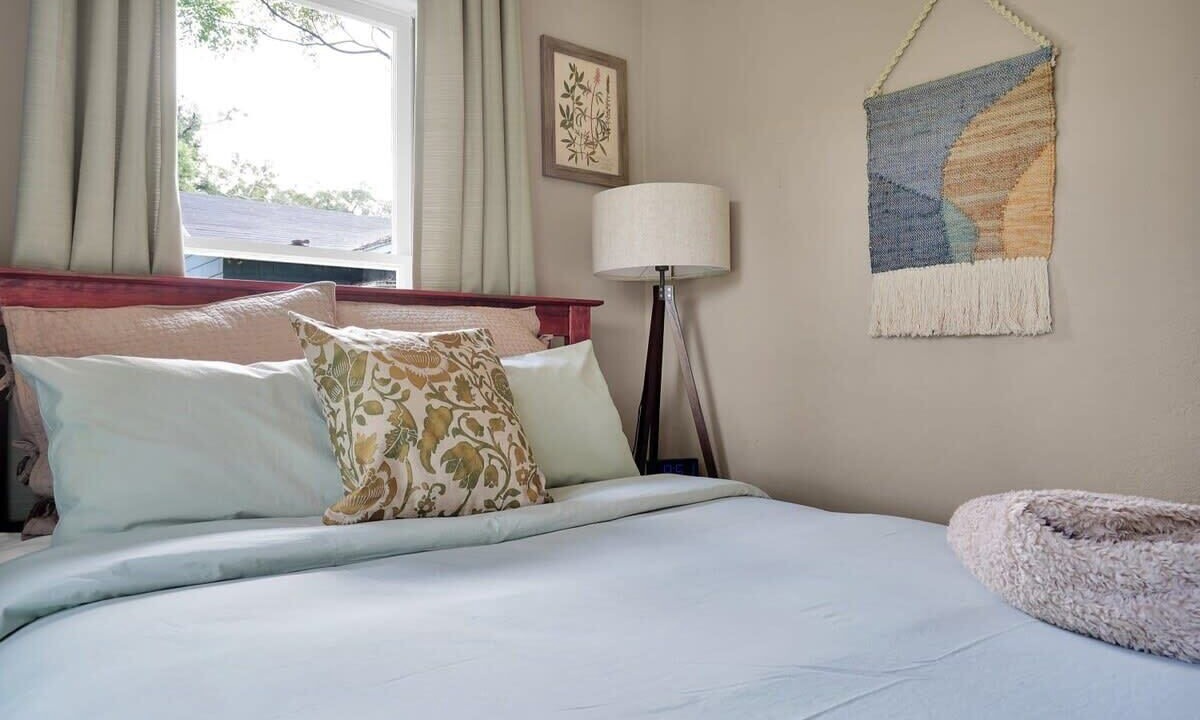 Photo of Bedroom in Avondale