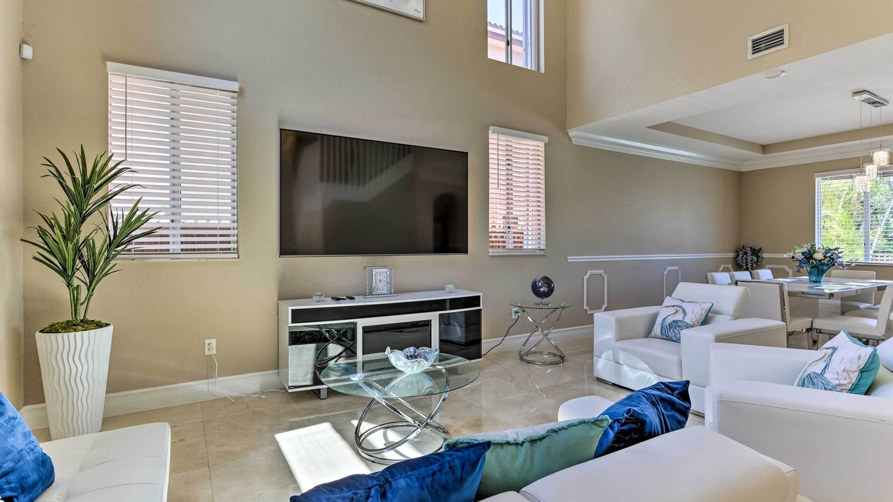 Photo of Bedroom in Ludlam