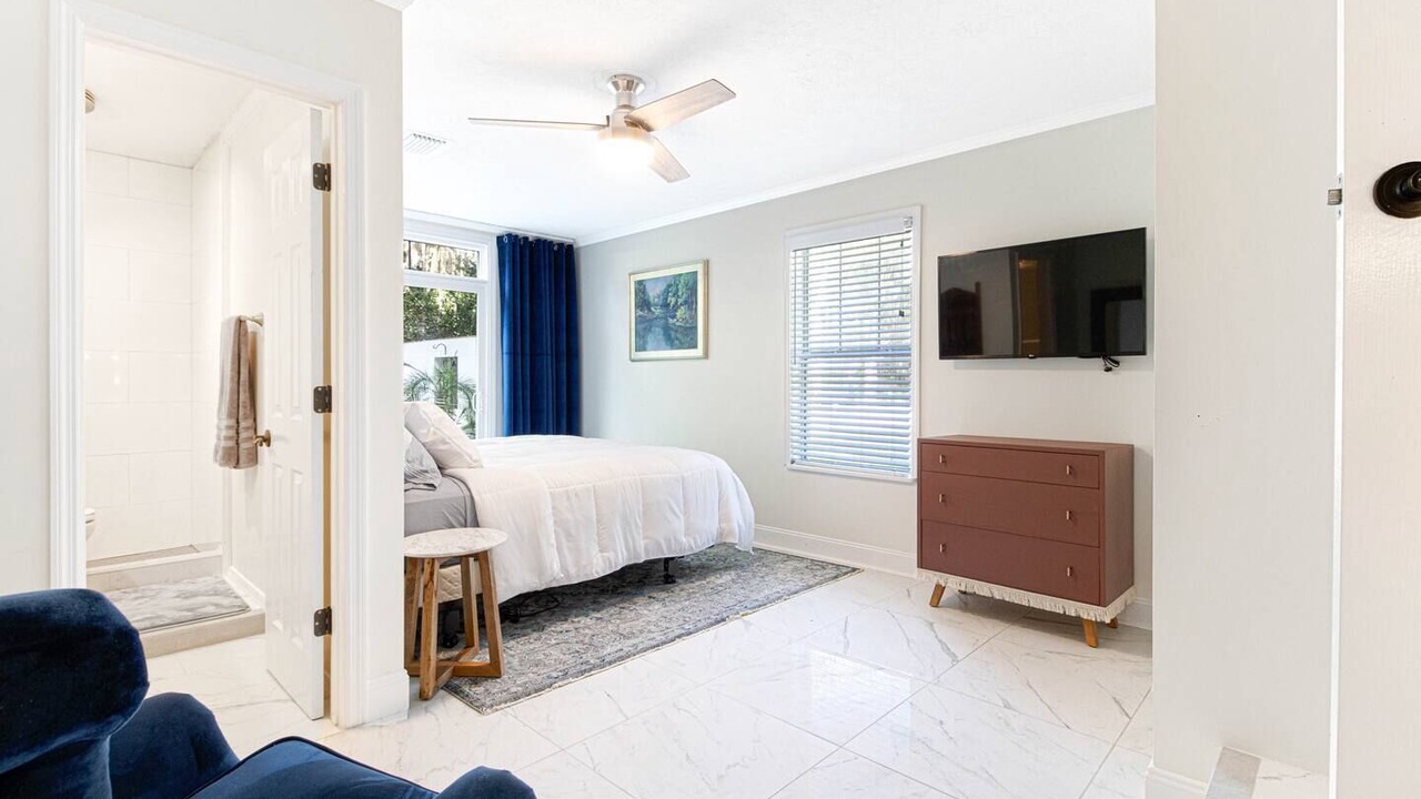 Photo of Bedroom in Historic District