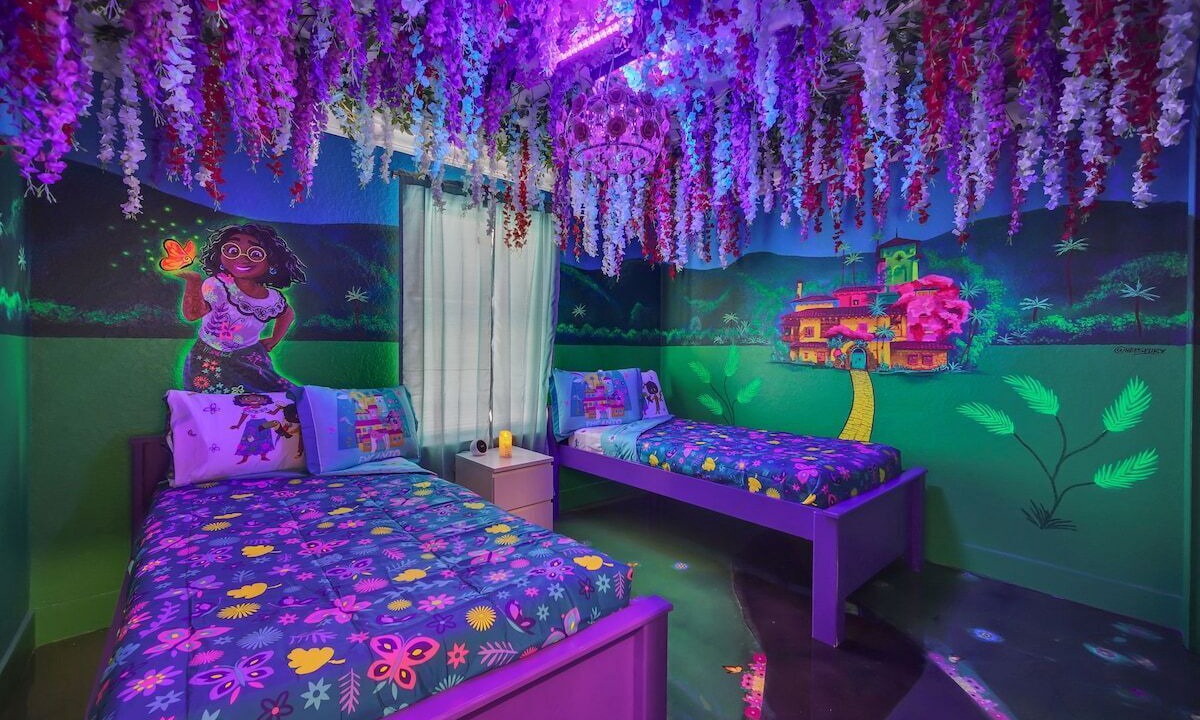 Photo of Bedroom in Regal Palms