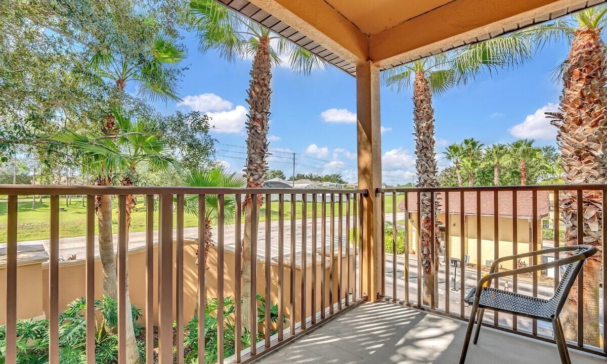 Photo of Patio Balcony in Regal Palms