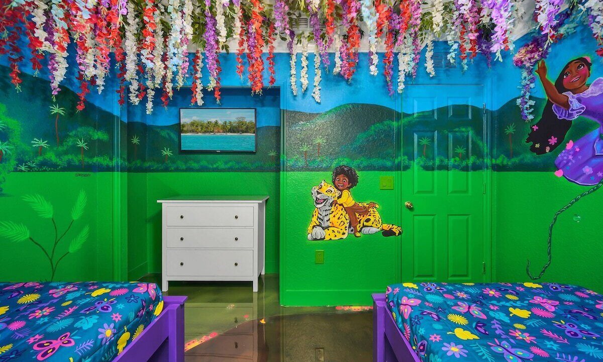 Photo of Bedroom in Regal Palms