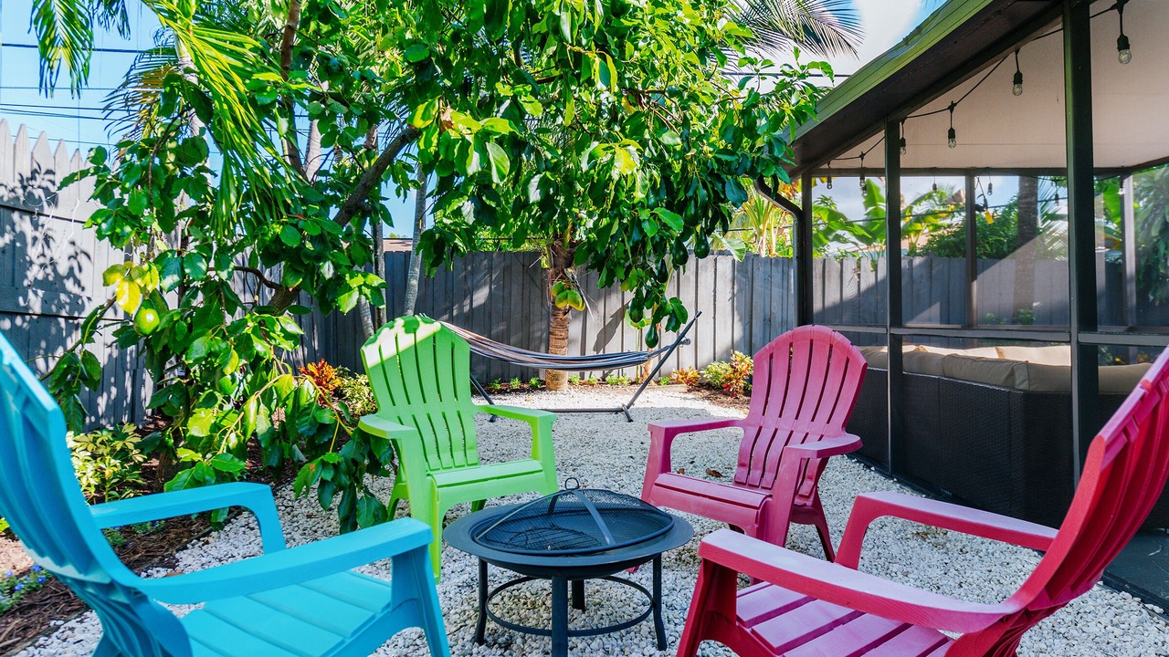 Photo of Patio Balcony in North Andrews Gardens