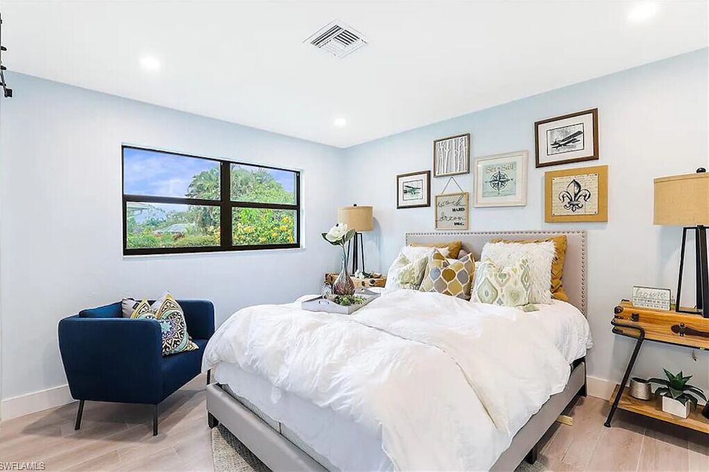 Photo of Bedroom in Lely Golf Estates