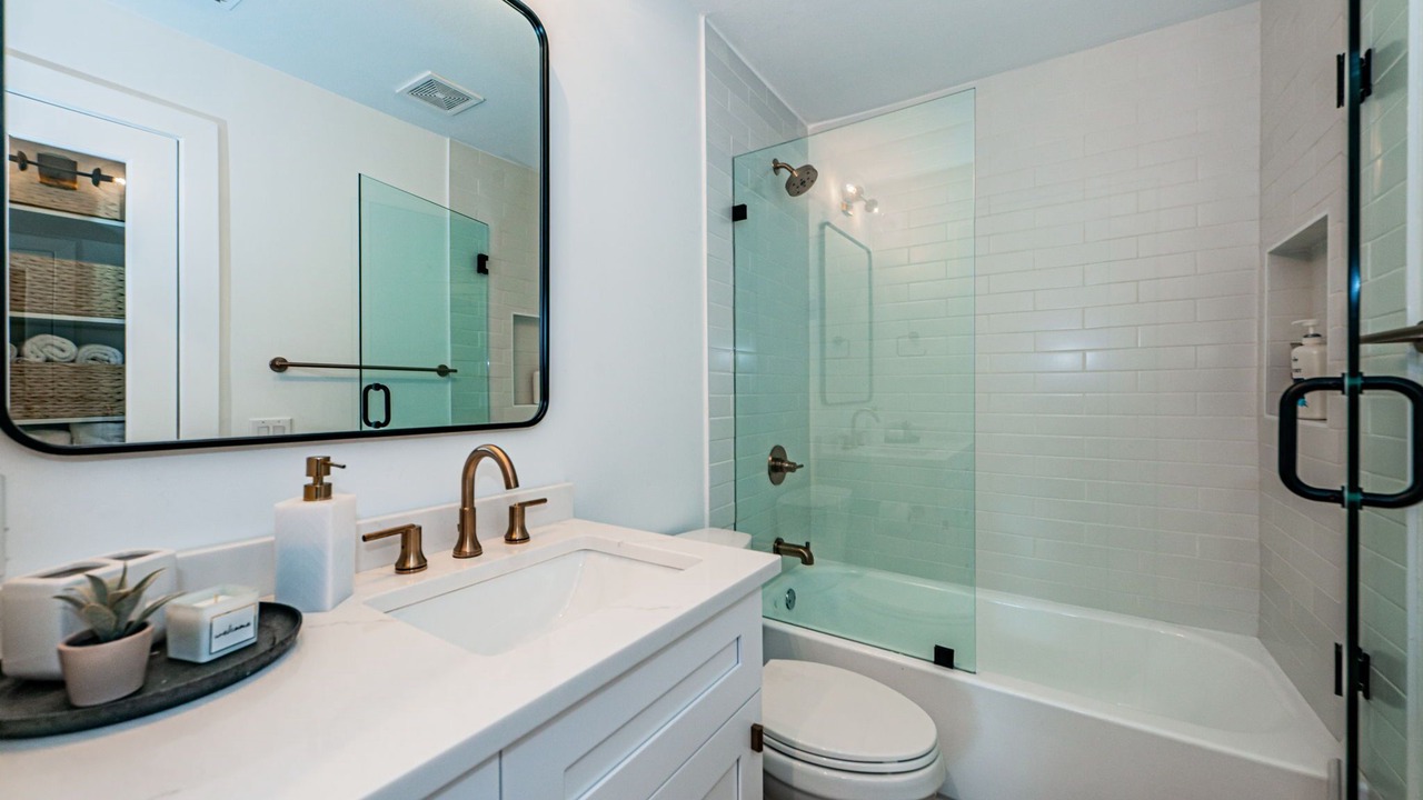 Photo of Bathroom in Crystal Beach