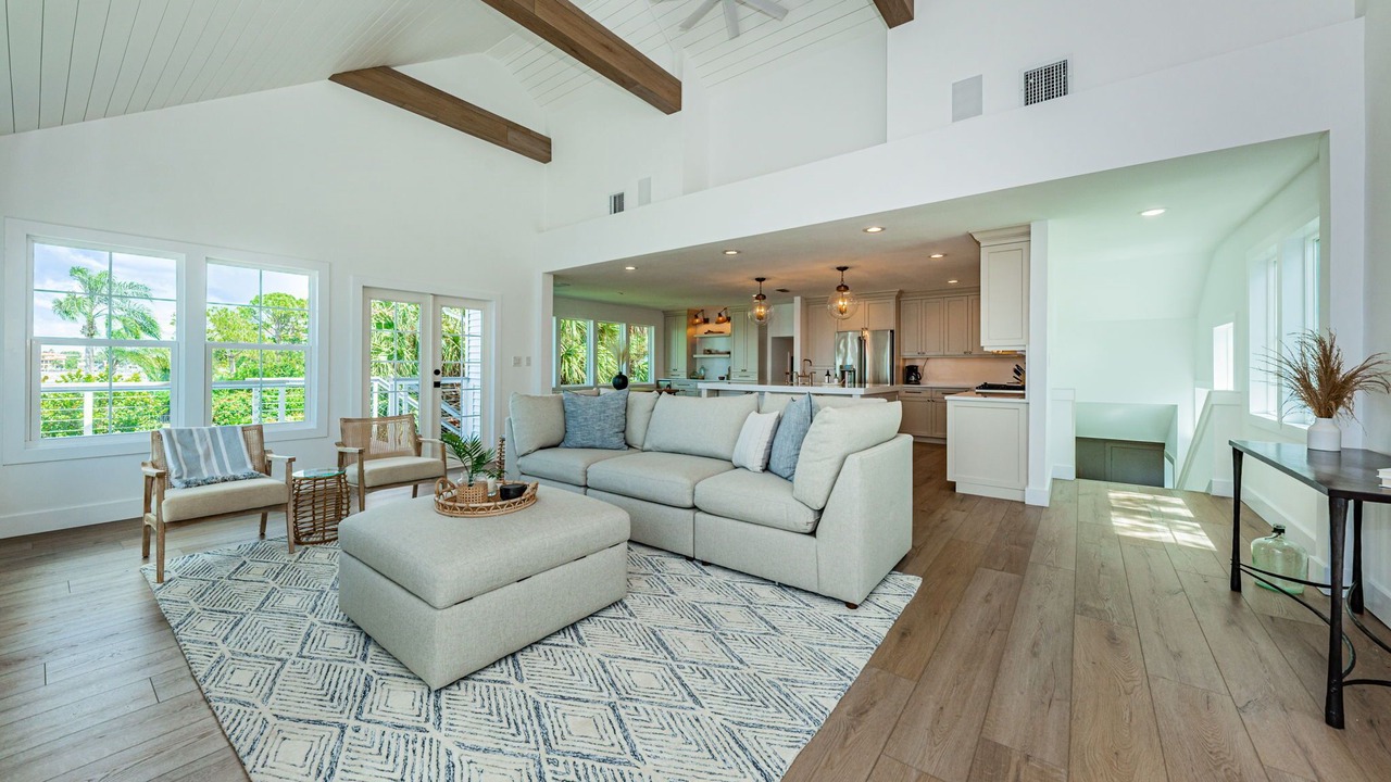 Photo of Livingroom in Crystal Beach