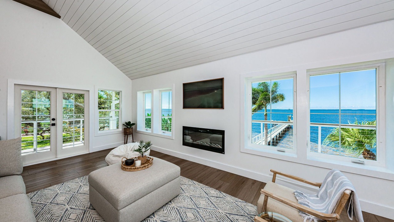 Photo of Livingroom in Crystal Beach