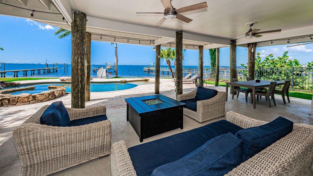 Photo of Outdoor in Crystal Beach