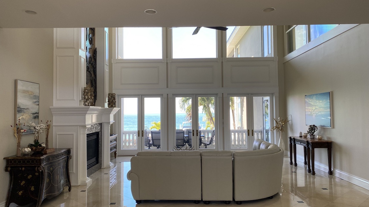 Photo of Livingroom in Tierra Verde