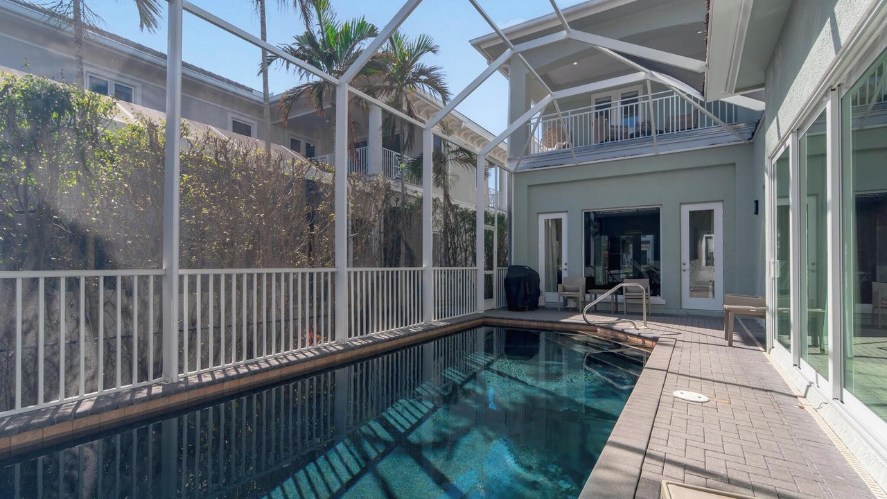 Photo of Outdoor in Pelican Bay