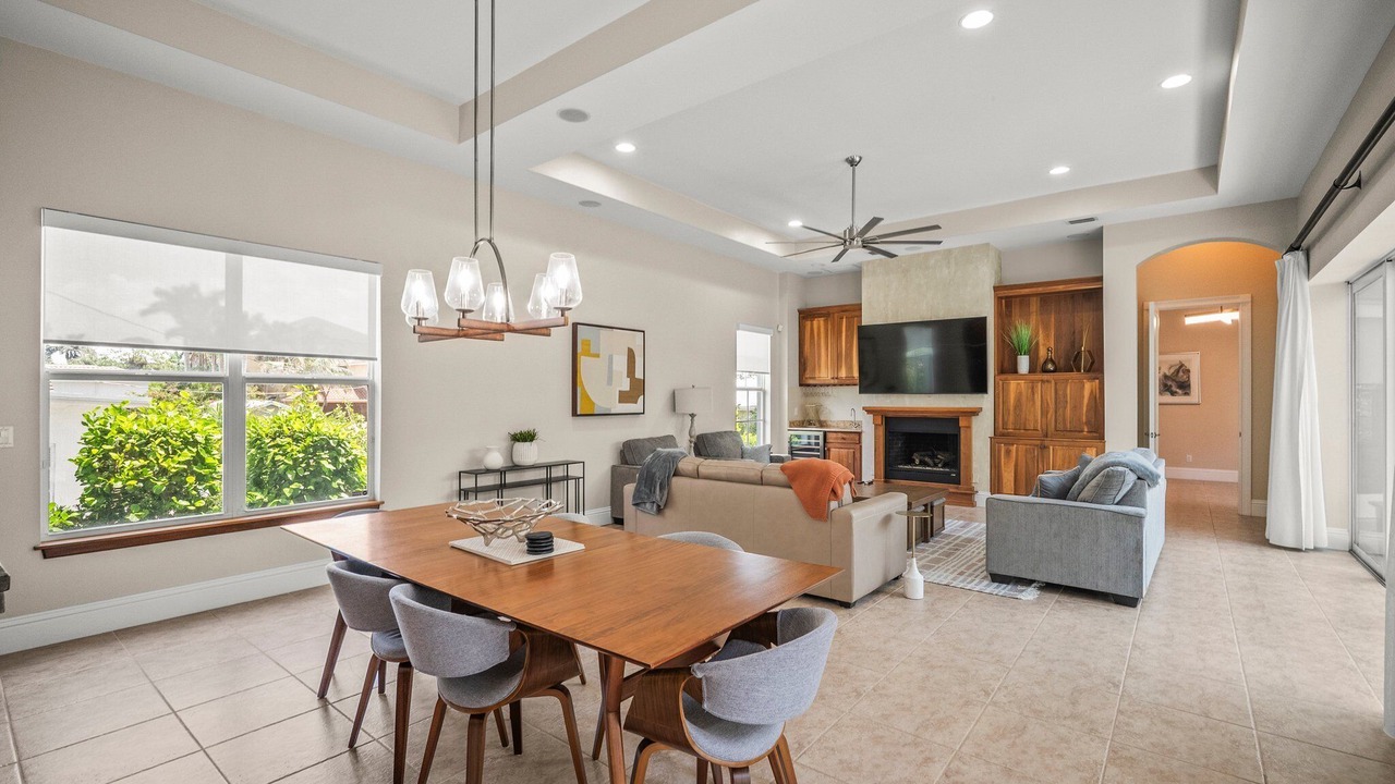 Photo of Livingroom in Pelican Bay