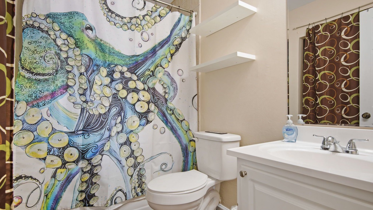 Photo of Bathroom in Hyde Park