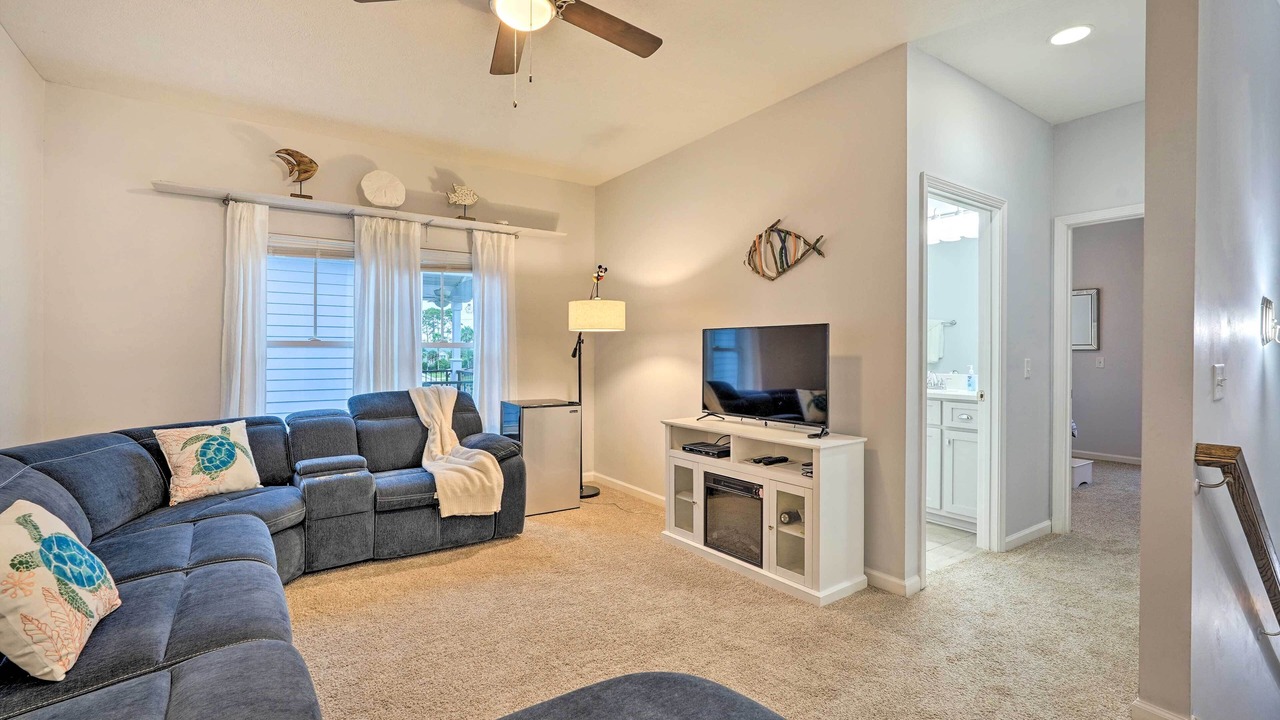 Photo of Livingroom in Thomas Drive