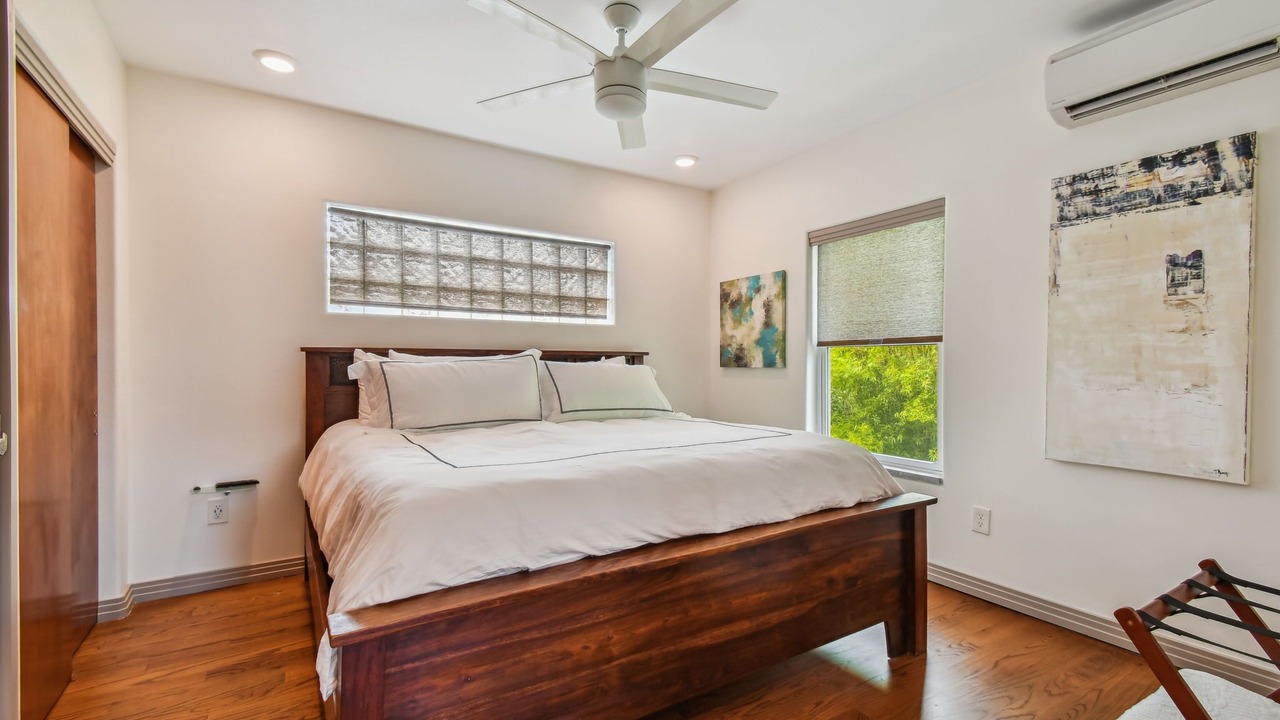 Photo of Bedroom in Old Southeast