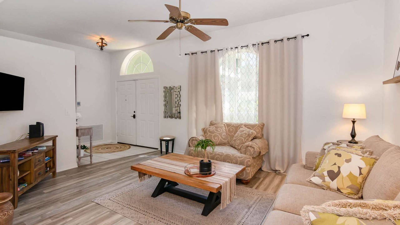 Photo of Bedroom in Interchange Square