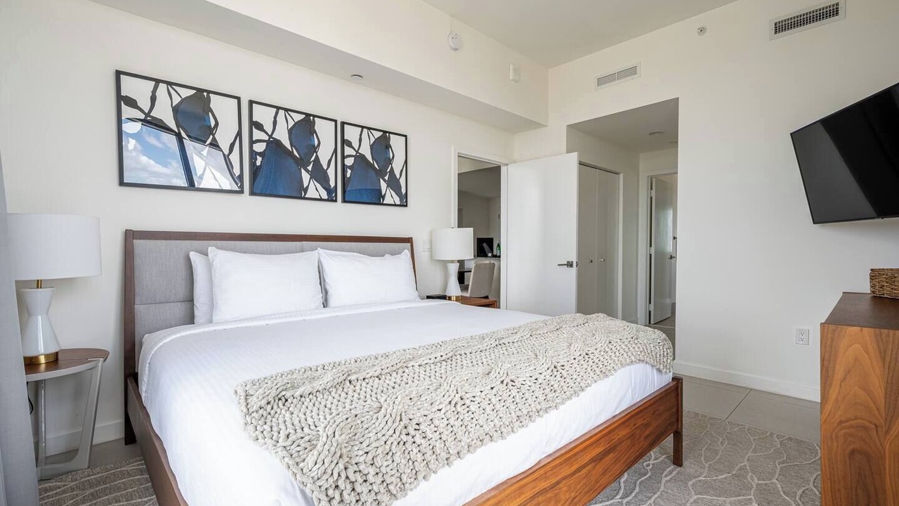 Photo of Bedroom in Doral