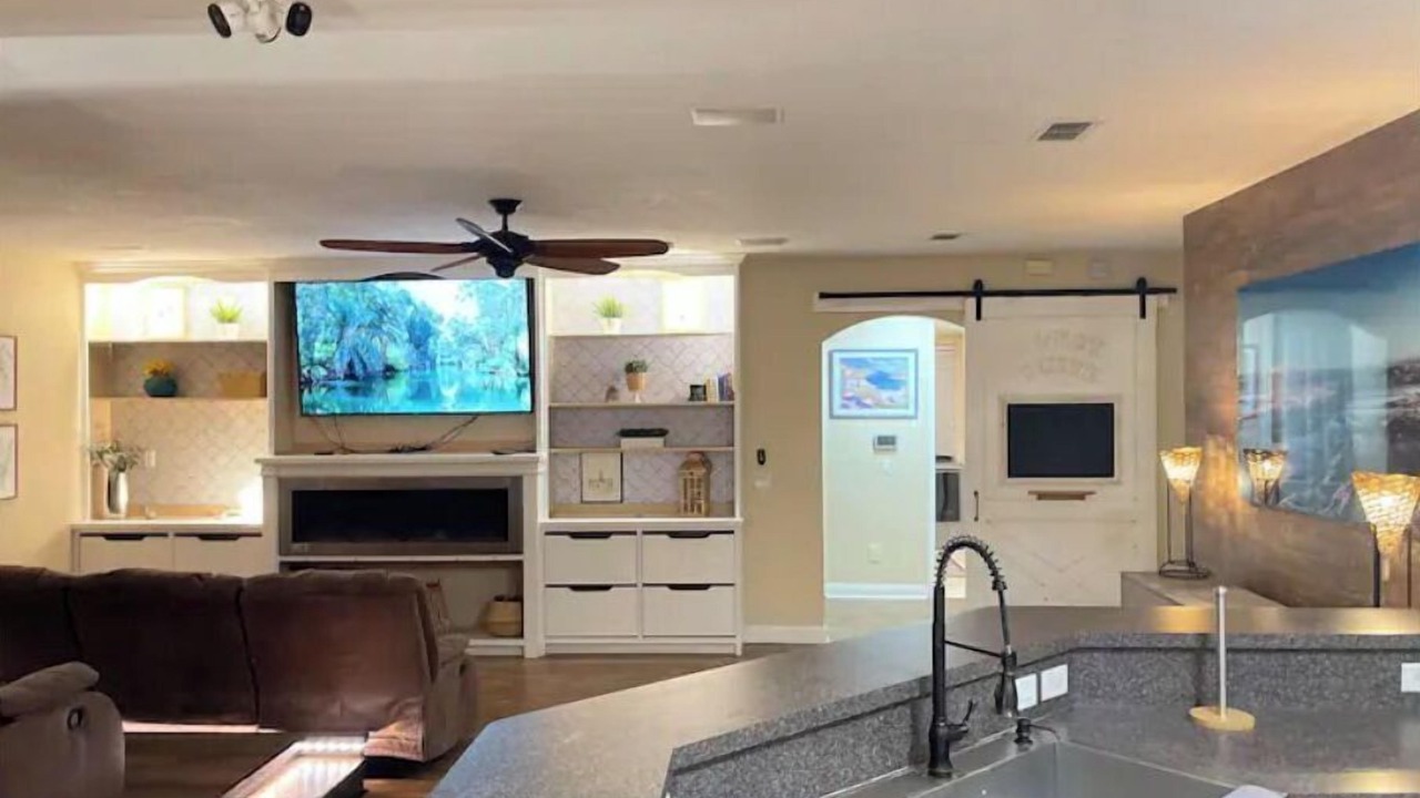 Photo of Livingroom in Northside