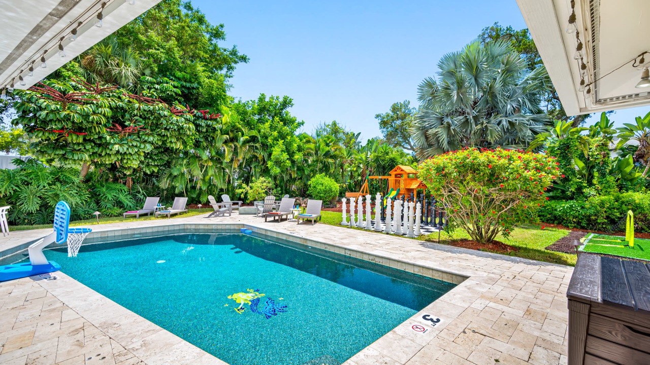 Photo of Outdoor in Anona
