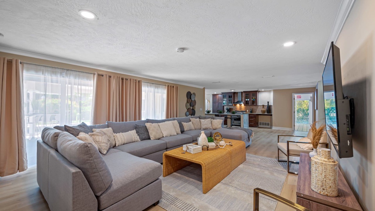 Photo of Livingroom in Anona