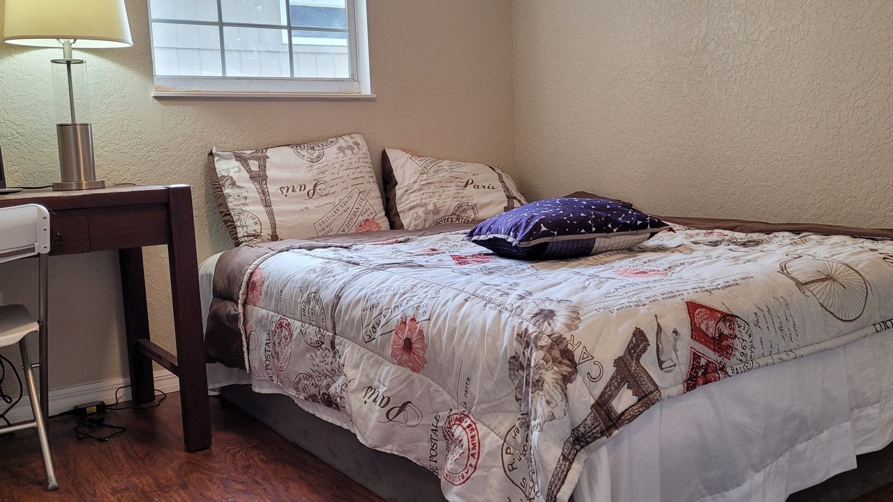 Photo of Bedroom in Daytona Beach